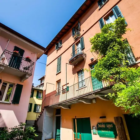 Apartamento Renzo E Lucia Carate Urio